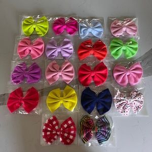 Lot of 18 Oversized Clip Bows for Toddler or Baby